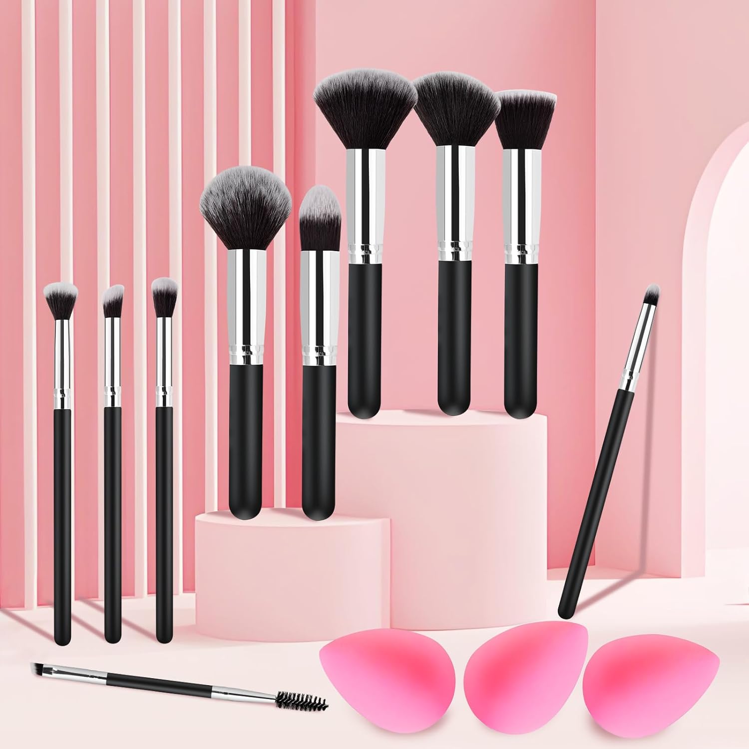 Medivita Make-up Pinselset mit hochwertigen Pinseln und Schwämmchen für perfekte Schminkanwendungen.
