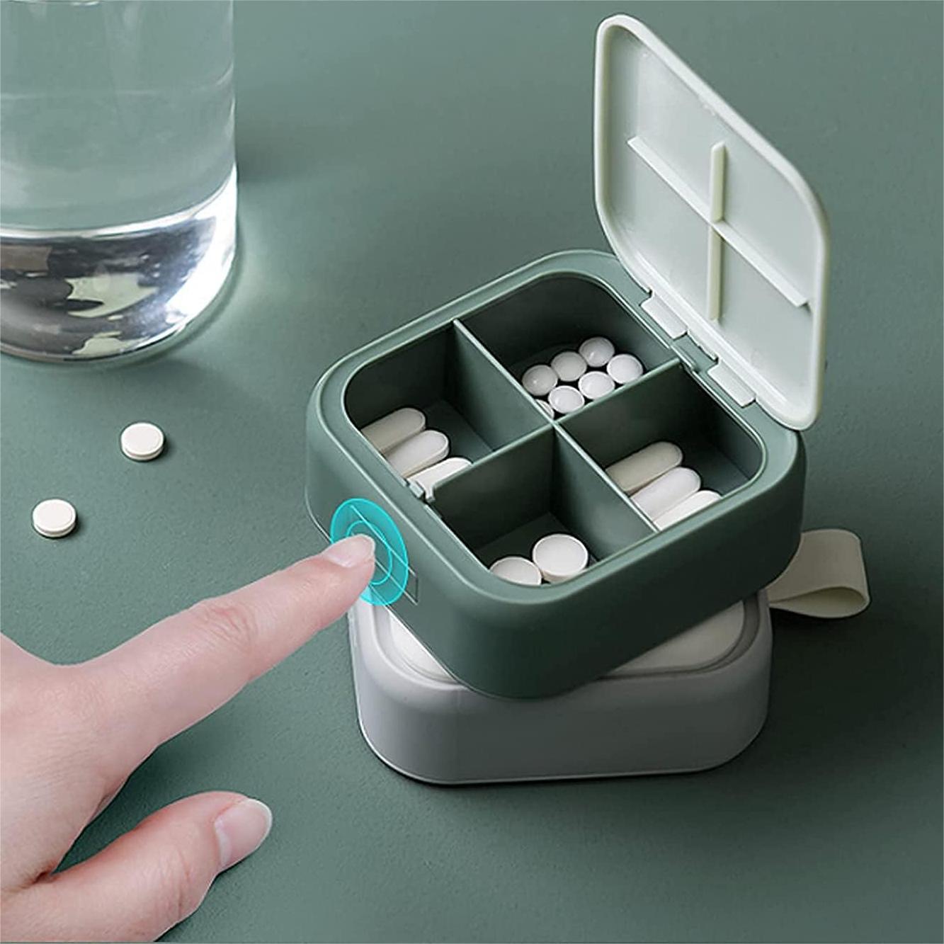 Medivita MiniMed – Kompakte Pillenbox mit praktischem Push-Design und sicherer Aufbewahrung von Pillen.